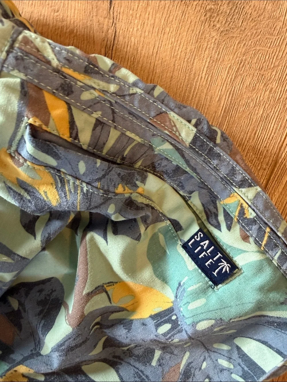 Salt Life Women's Leaf-Print Elastic Waist Shorts - Green beach bottom xl